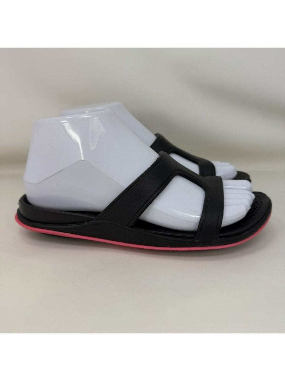 Crocs Flat H Strap Sandals Black Pink Women’s Size 6